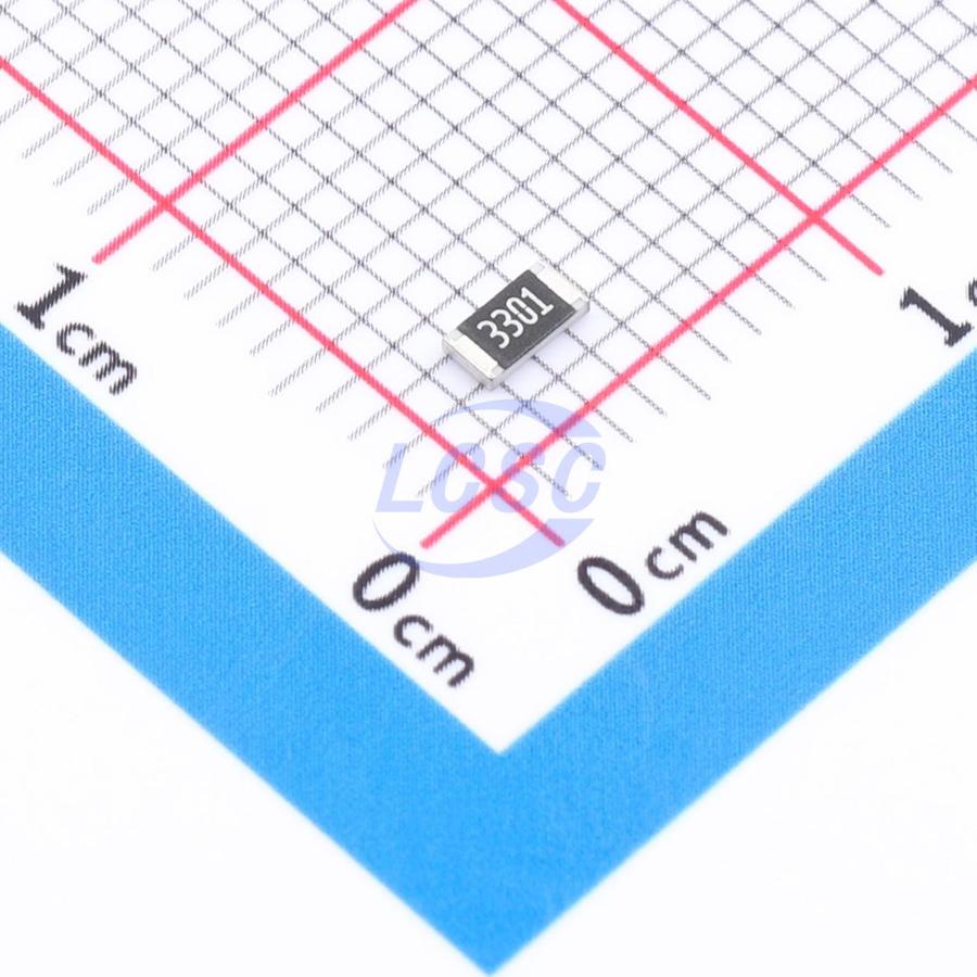 CRCW12063K30FKEAC VISHAY