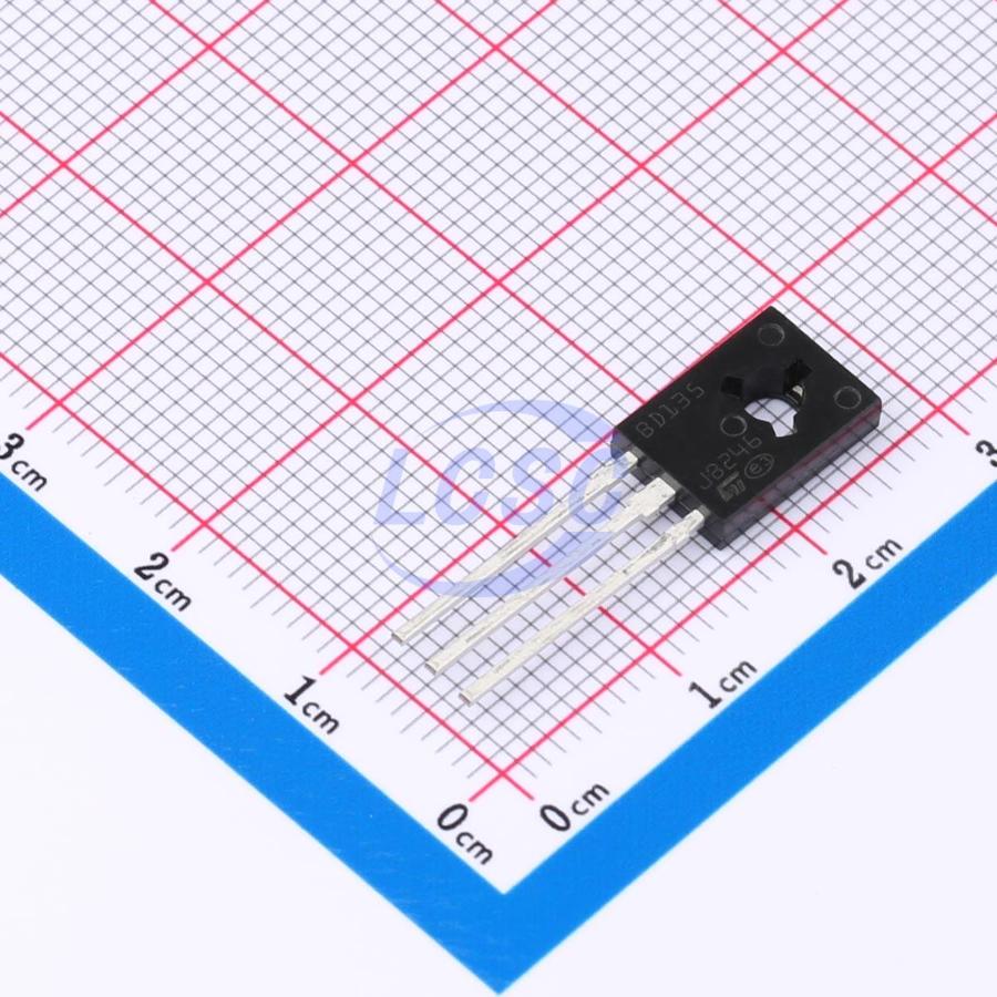 BD135 ST