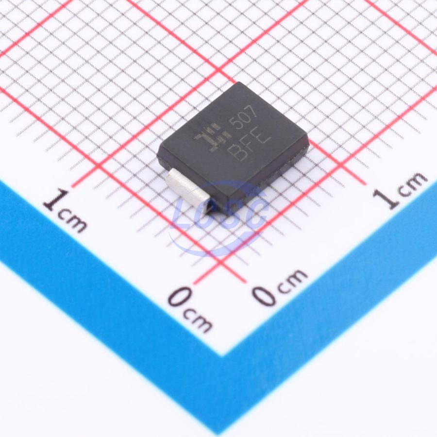 SMCJ26CAQ-13-F DIODES