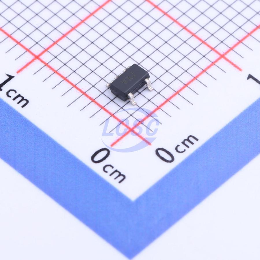 MIC5504-2.5YM5-TR MICROCHIP